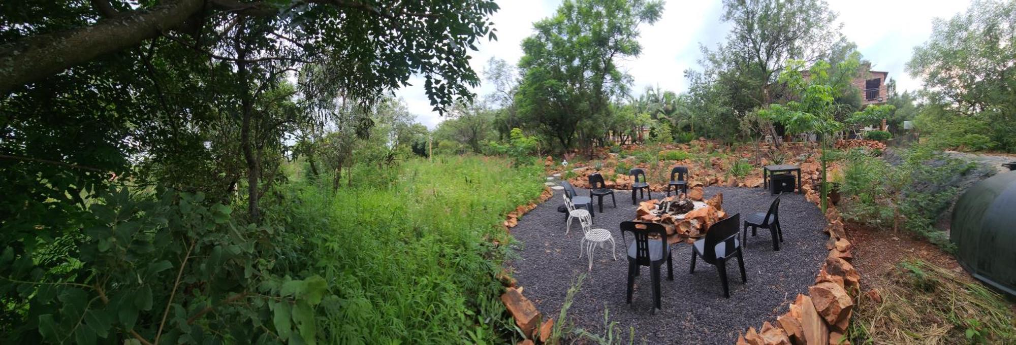 Suikerbosrant Sleep And Go Acomodação com café da manhã Pretoria-Noord Exterior foto